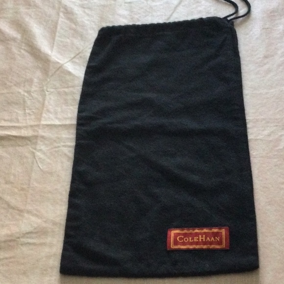 Cole Hana Duster Bag with pull string - Picture 1 of 3